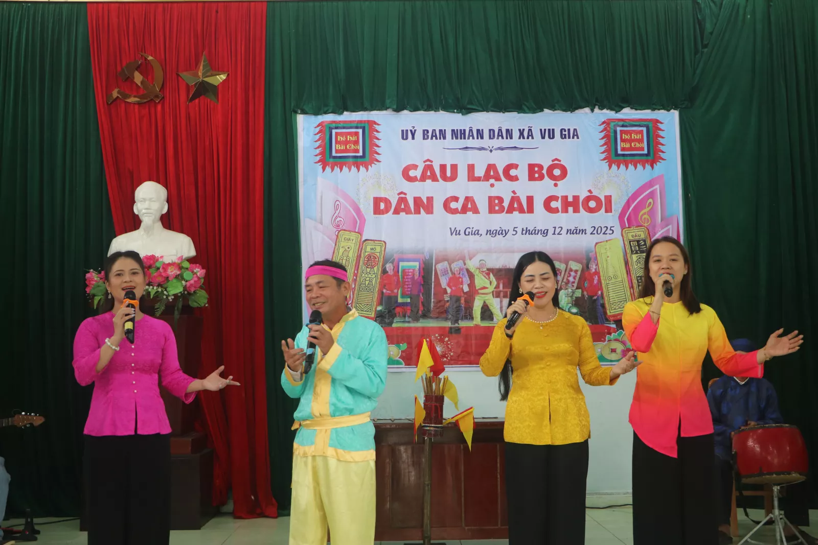 Câu lạc bộ bài chòi xã Vu Gia