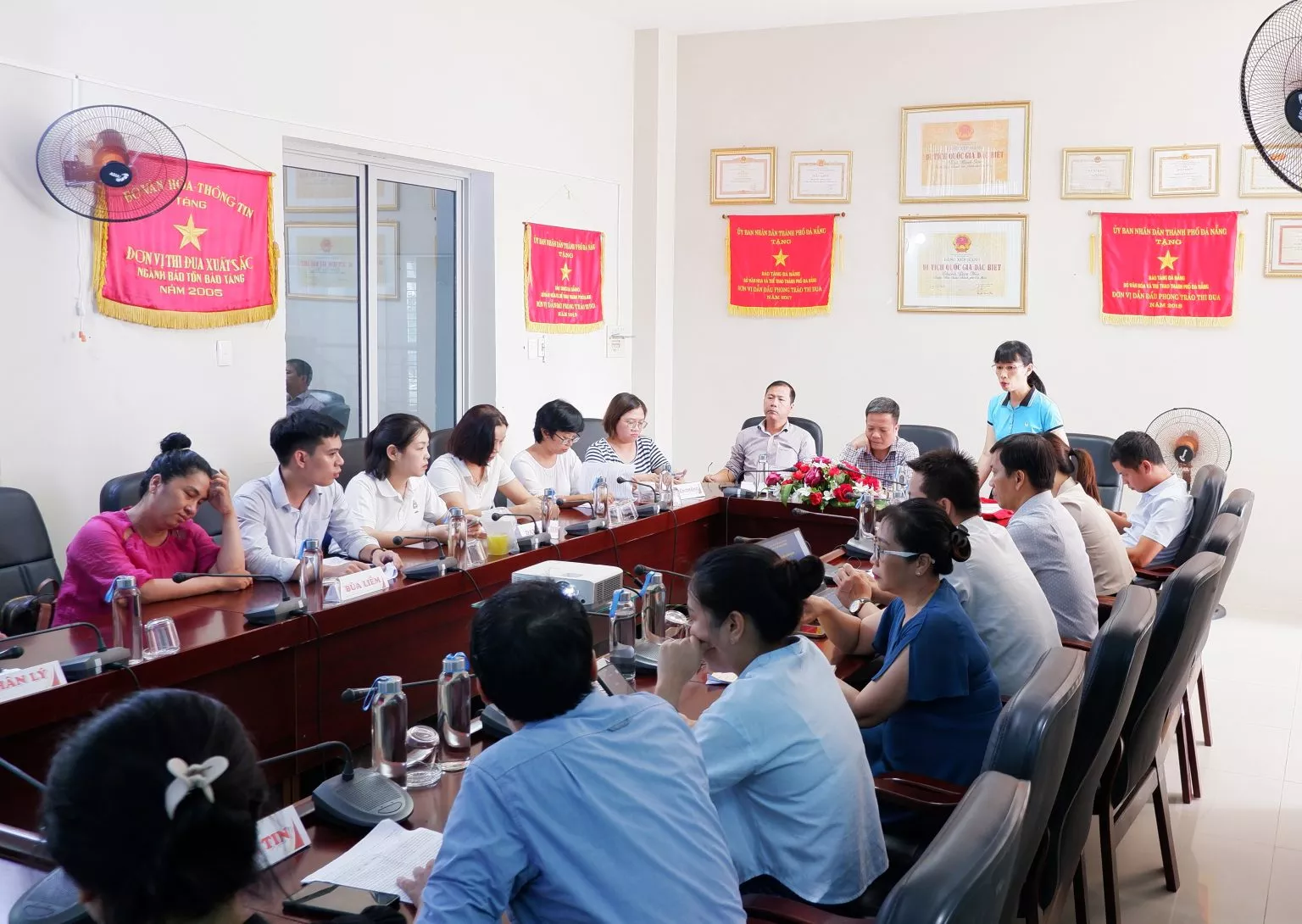 Ứng dụng công nghệ trong sinh hoạt chuyên đề tại chi bộ Bảo tàng Đà Nẵng